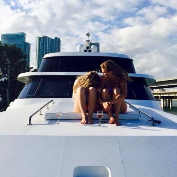 Meet your Posher, Sarah - Picture 1 of 1